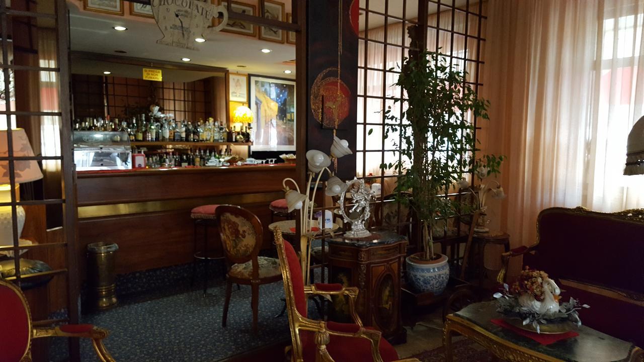 Hotel Royal Alessandria Zewnętrze zdjęcie